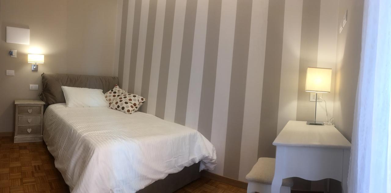 Robin Rooms Montegranaro Exterior photo